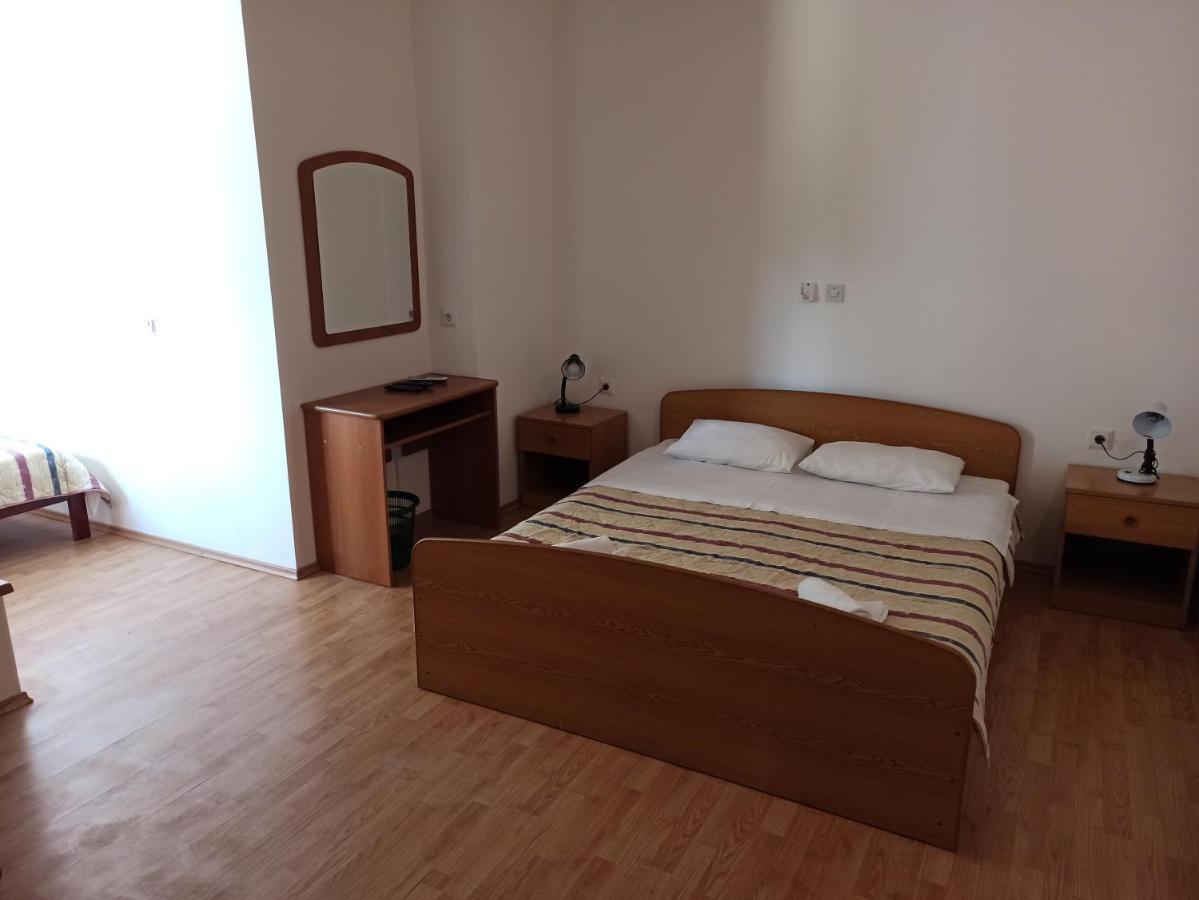 Pansion Tony Pag Hotell Pag Town Eksteriør bilde