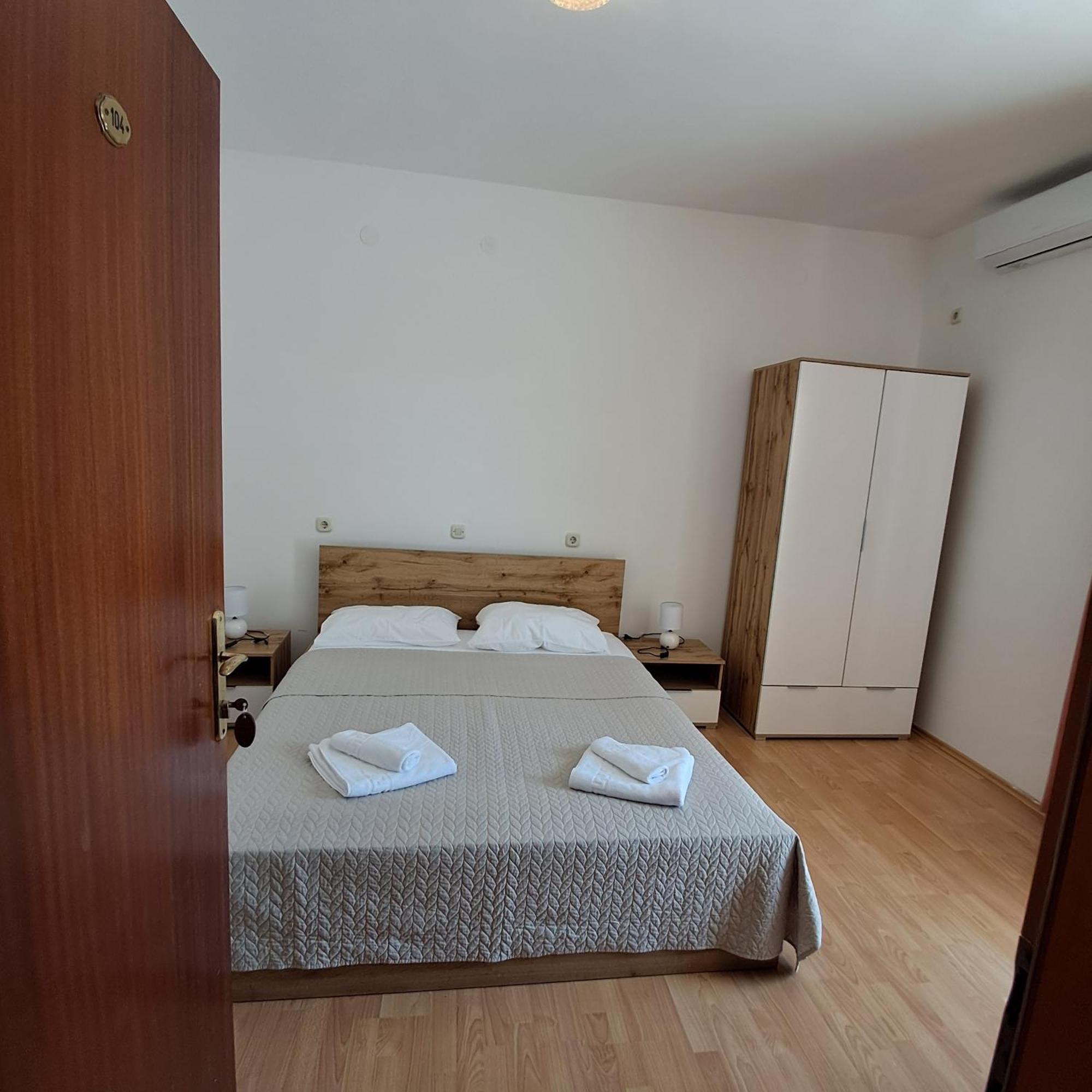 Pansion Tony Pag Hotell Pag Town Eksteriør bilde